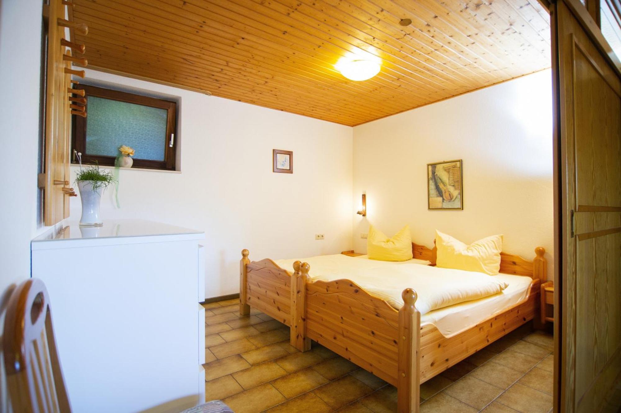 Ferienwohnung "Kirchblick" Im Ferienhaus Blumenhain Bad Wünnenberg 外观 照片